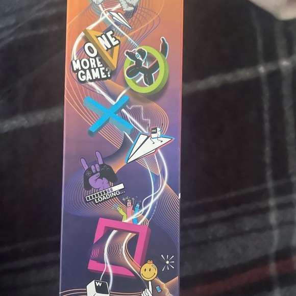 A mouse that lights up blue - Picture 3 of 3